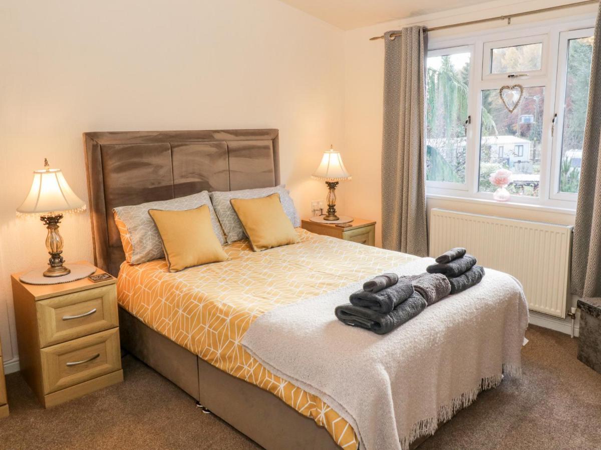 The Wee Lodge Glendevon Екстер'єр фото